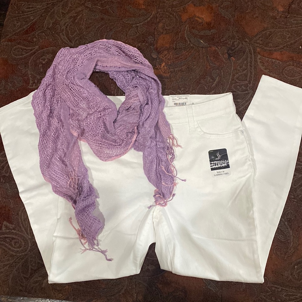 St. John’s Bay Skinny Ankle Jean with Lavender scarf